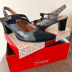 Formal leather shoes